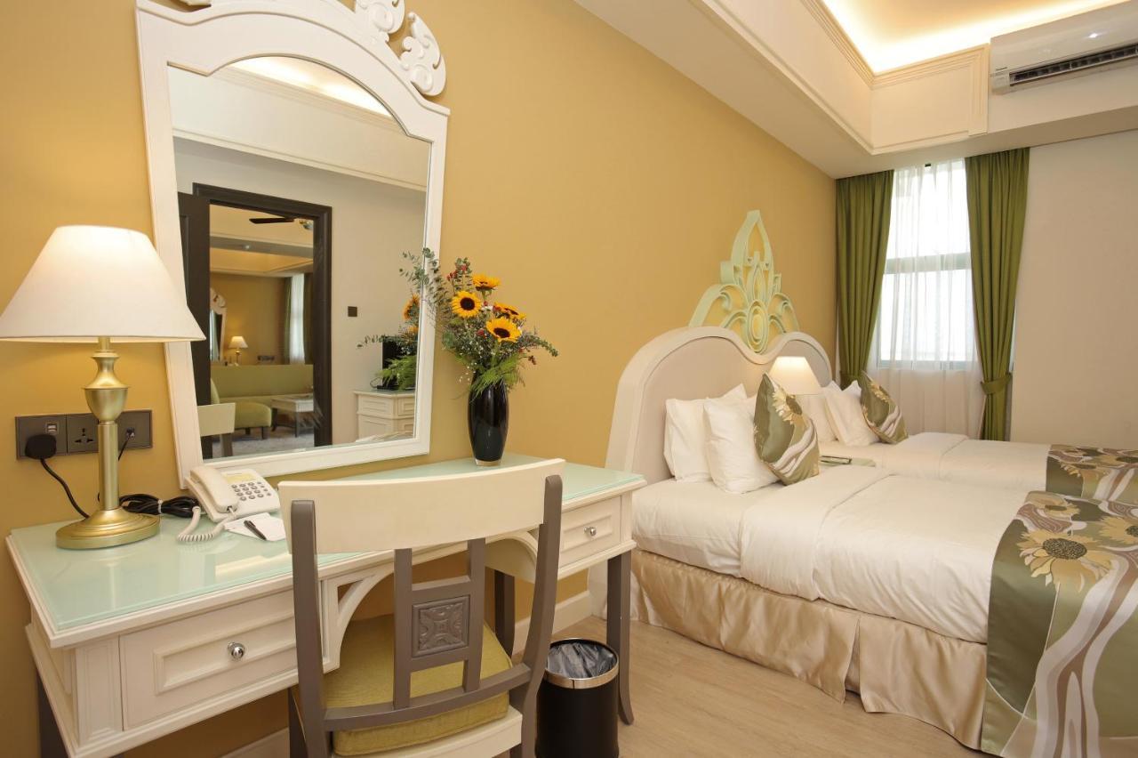 Himawari Hotel Apartments Phnom Penh Ngoại thất bức ảnh