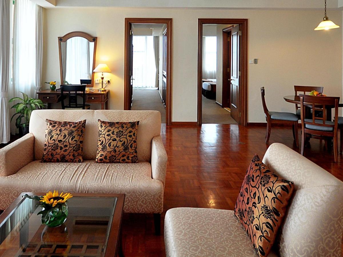 Himawari Hotel Apartments Phnom Penh Ngoại thất bức ảnh