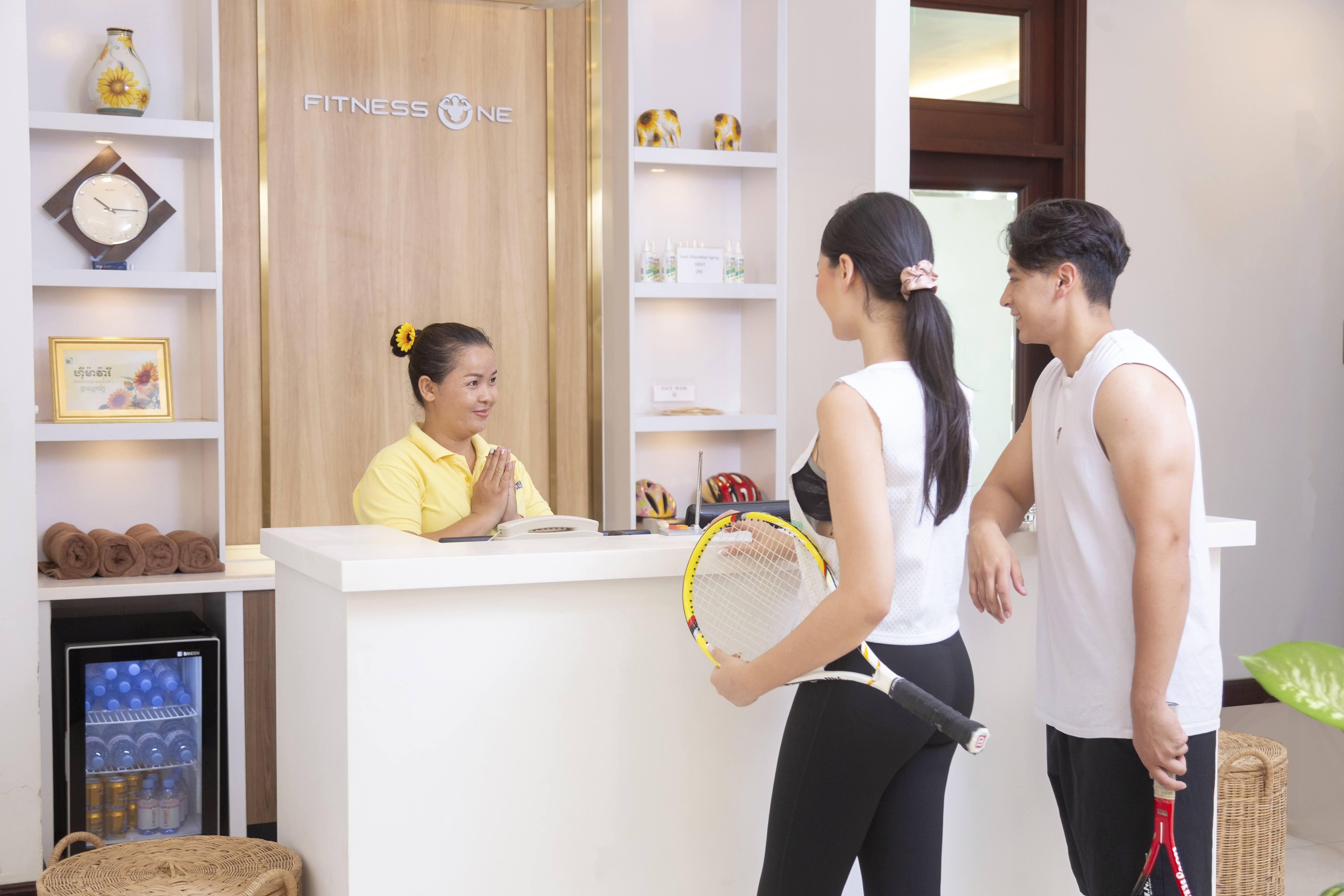 Himawari Hotel Apartments Phnom Penh Ngoại thất bức ảnh