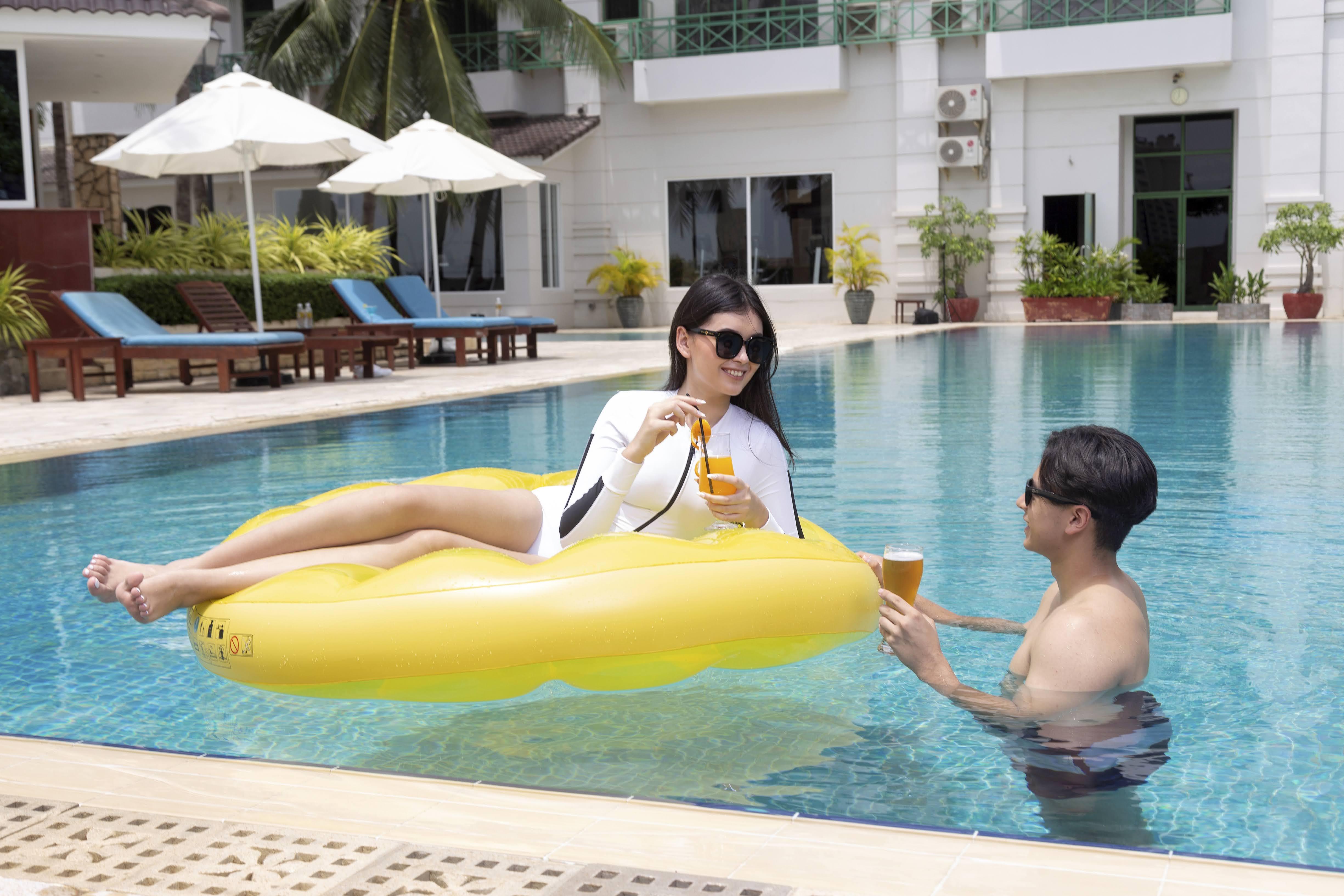 Himawari Hotel Apartments Phnom Penh Ngoại thất bức ảnh