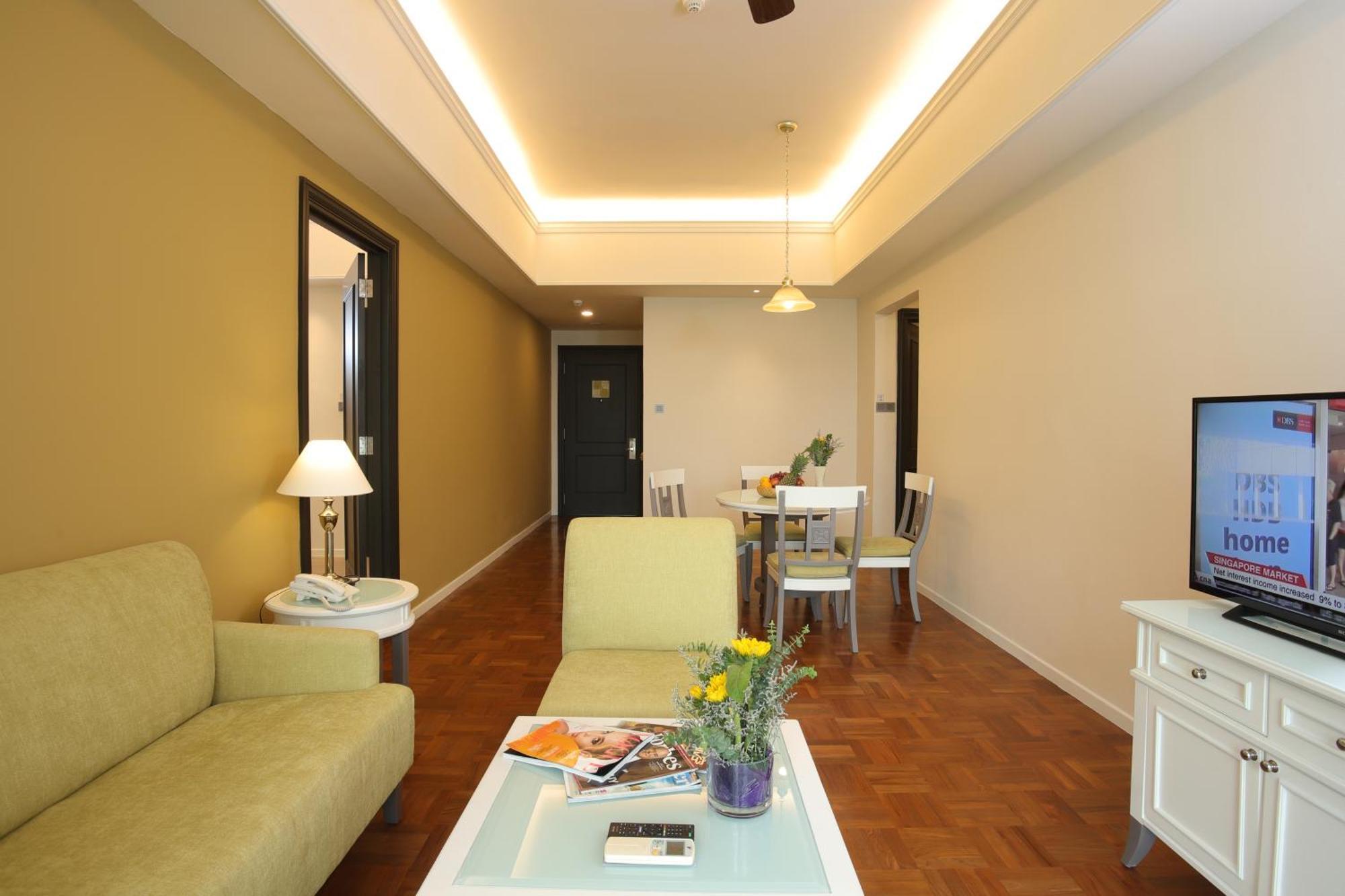 Himawari Hotel Apartments Phnom Penh Ngoại thất bức ảnh