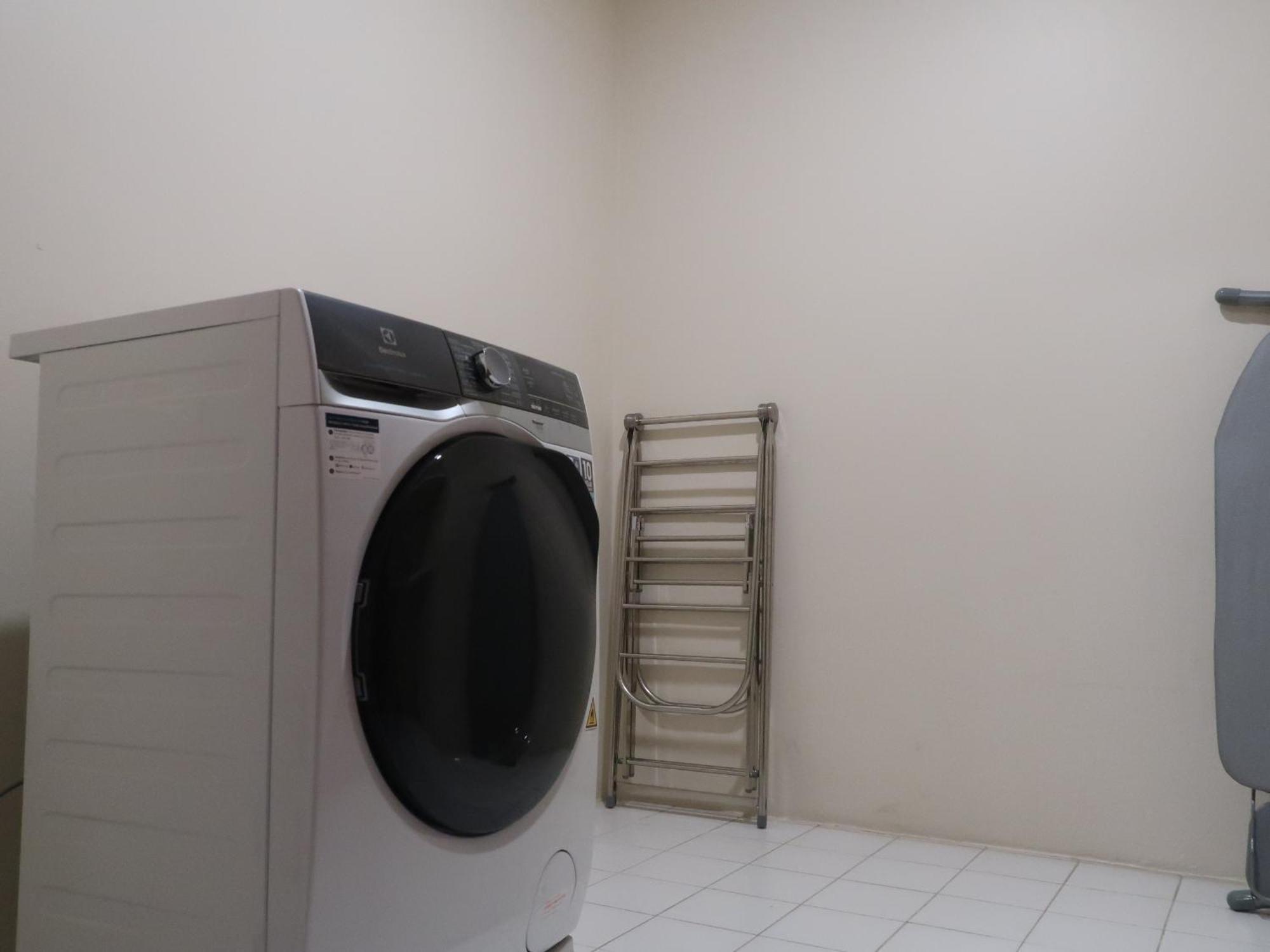 Himawari Hotel Apartments Phnom Penh Ngoại thất bức ảnh