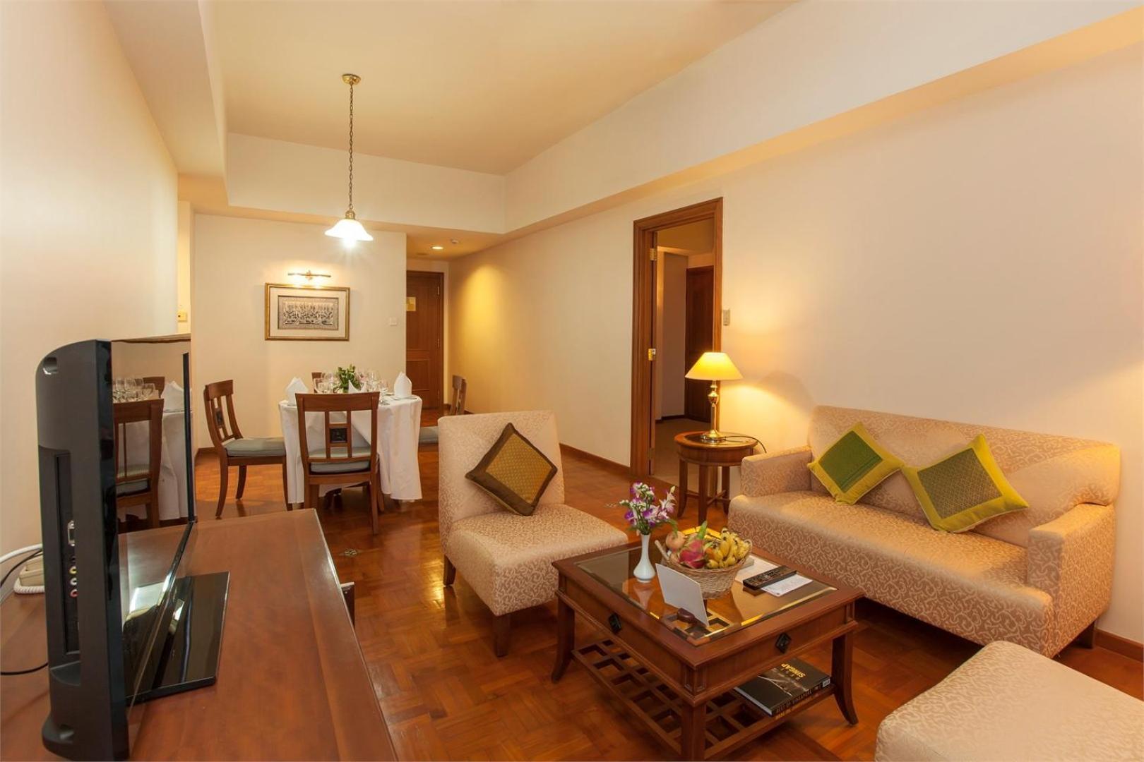 Himawari Hotel Apartments Phnom Penh Ngoại thất bức ảnh